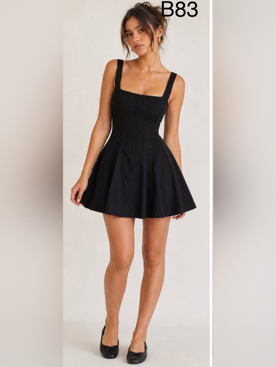 American Eagle Outfitters Dresses & Skirts - American Eagle Outfitters Black Fit & Flare Mini Dress, Size Medium